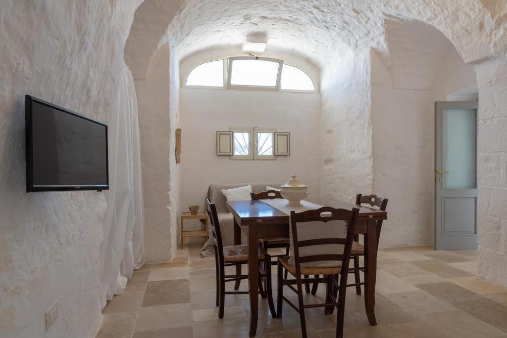 Masseria Pugliese Farm Остуни Экстерьер фото